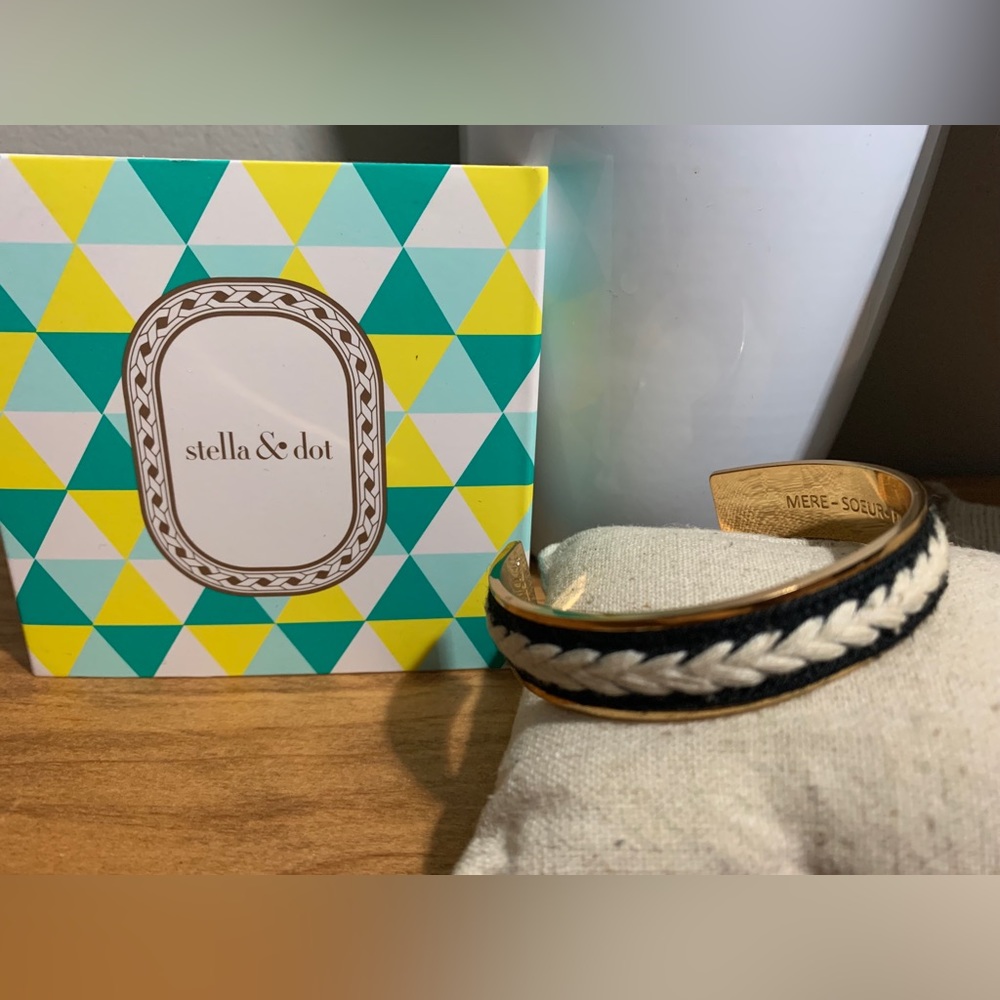 Illumination Cuff
